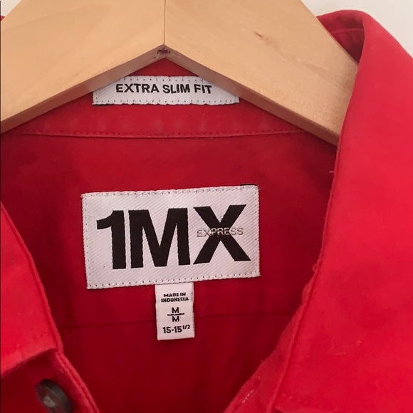 Red Express Men Button Down Shirt - Picture 2 of 2